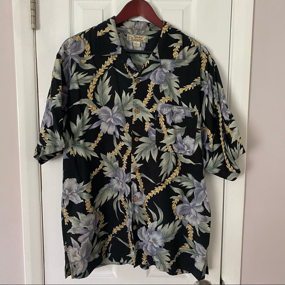 Tommy Bahama Hawaiian Shirt - M